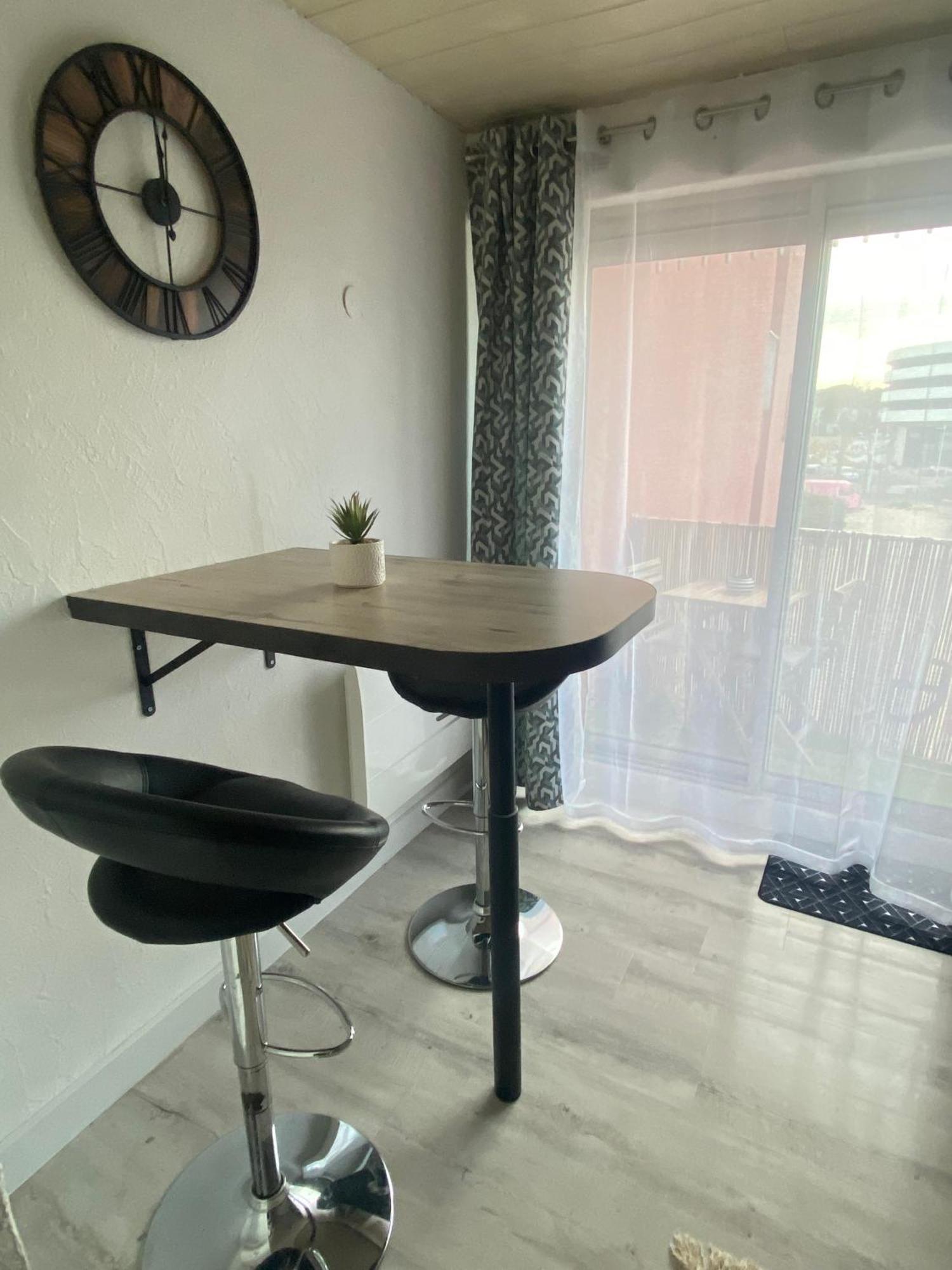 Studio Centre Port Avec Piscine Residence Port Richelieu アグド エクステリア 写真